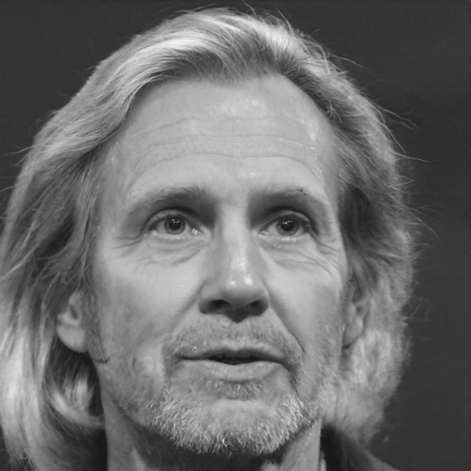 Dr. Maximilian Hofbauer
